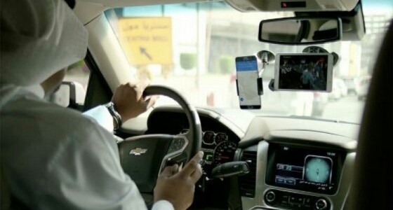 إلزام مركبات الأجرة عبر التطبيقات الذكية بتركيب كاميرات مراقبة بالسيارة