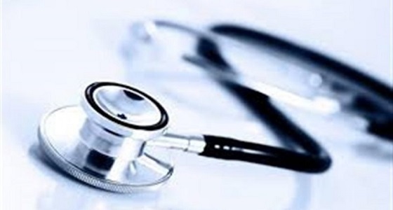 كادر صحي ينقذ طفلا على متن طائرة متجة من الرياض لرفحاء