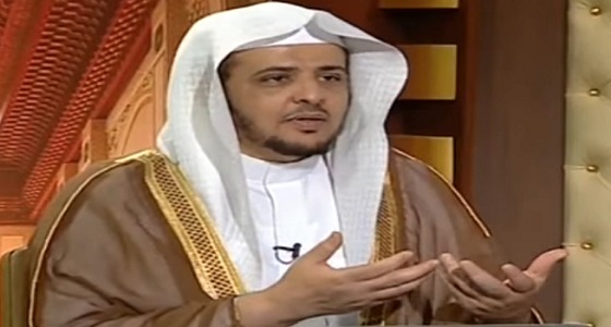 خالد المصلح: التثاؤب من الشيطان يجب مقاومته.. وليس له علاقة بالحسد (فيديو)