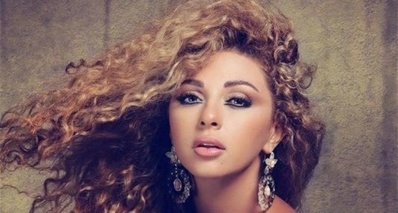 هجوم حاد ضد ميريام فارس عقب نعيها عزت أبو عوف