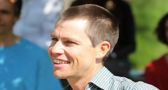 تحقيق موسع في وفاة عامل بريطاني أثناء بناء الملاعب القطرية