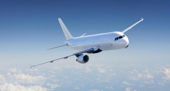 بالفيديو.. طيار يكشف الذي يحدث عند توقف محركات الطائرة بالجو