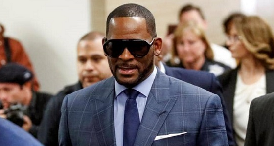 اعتقال نجم شهير بـ 13 تهمة أخلاقية بينها مواد إباحية على صلة بالأطفال