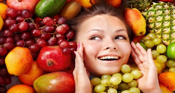 بينها الأسماك والبطاطس.. أطعمة تقيك من تساقط الشعر