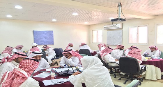 بالصور.. 680 معلماً ومعلمة يلتحقون ببرامج التدريب الصيفي في الأفلاج