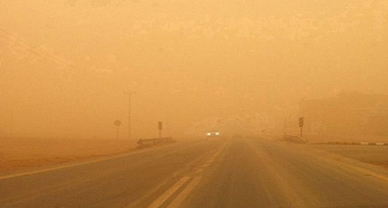 تنبيه لمستخدمي الطرق بمنطقة جازان إثر انعدام الرؤية