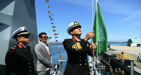 بالفيديو والصور.. إطلاق الزورقين الأول والثاني لمشروع الزوارق السريعة للقوات البحرية