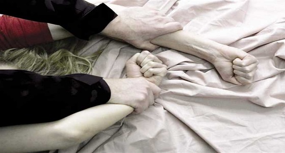 لص يغتصب سيدة مسنة ويسرق منزلها