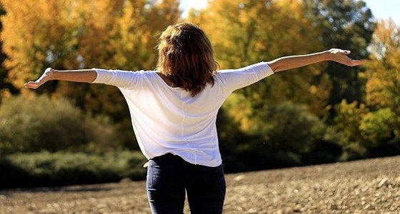 باحثون: التجول وسيلة فعالة لتحسين المزاج