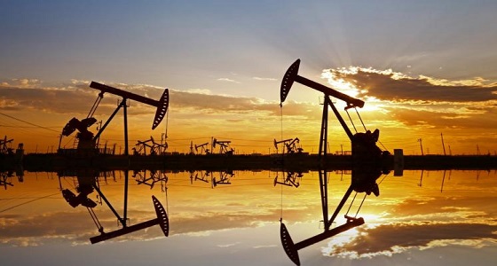 النفط يصعد مع انخفاض المخزون وترقب قرار المركزي الأمريكي