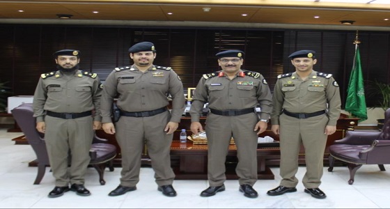 مدير شرطة الرياض يقلد الزهراني والعريدي والدوسري رتبهم الجديدة