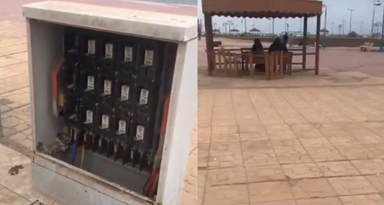 بالفيديو.. ضغط عالي مكشوف داخل حديقة بجازان وبجواره طفل