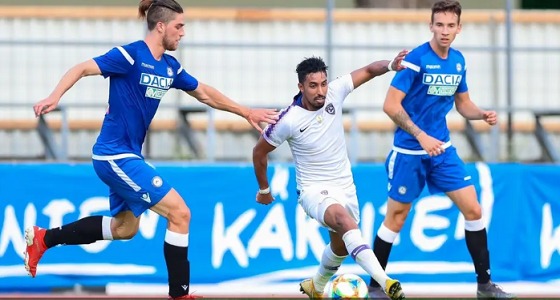 الهلال يجدد عقد سالم الدوسري حتى 2022