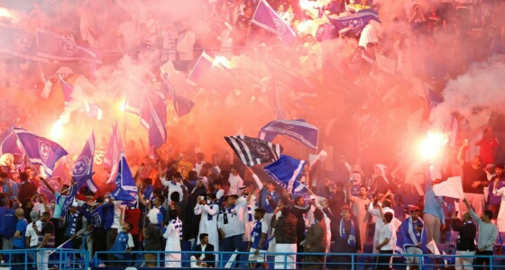 تحذير لـ جماهير 3 أندية سعودية من استخدام ” الألعاب النارية “