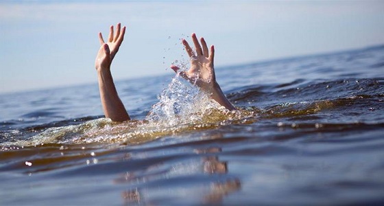 غرق خادمة في مسبح خلال إنقاذها لطفل رضيع