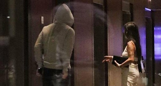 واين روني يعلق على اتهامه بخيانة زوجته مع فتاة ” المصعد “