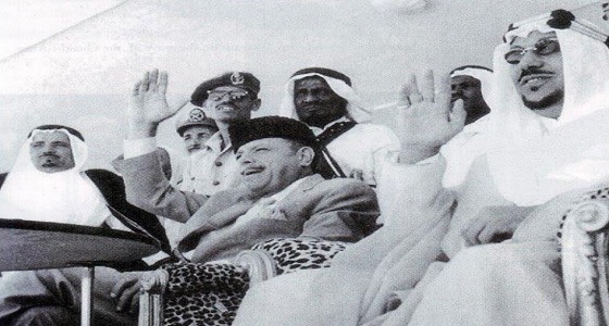 صور نادرة للملك سعود خلال استقبال رئيس باكستان قبل 63 عاما