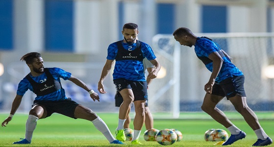 بالصور.. الهلال يتجهز لمواجهة الأهلي