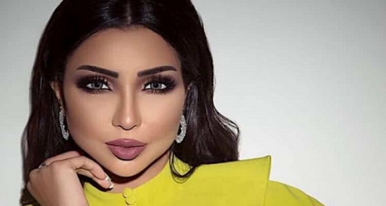 ملابس دنيا بطمة الجريئة تشتعل إنستجرام