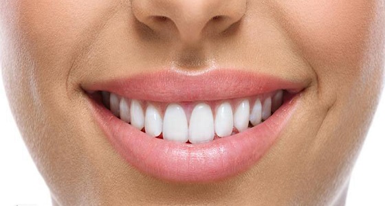 إجراءات تجميلية وإصلاحية للحصول على ابتسامة هوليوود