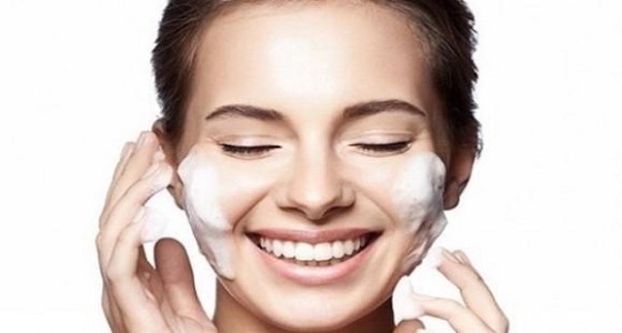 أخطاء ينبغي تجنبها عند العناية اليومية بالبشرة