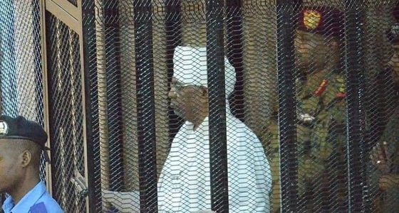 محامي عمر البشير يطلب إطلاق سراحه.. والقاضي يرد عليه