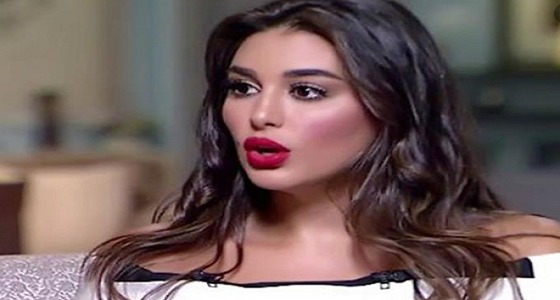 ياسمين صبري توجه رسالة لـ إليسا بعد اعتزالها الفن