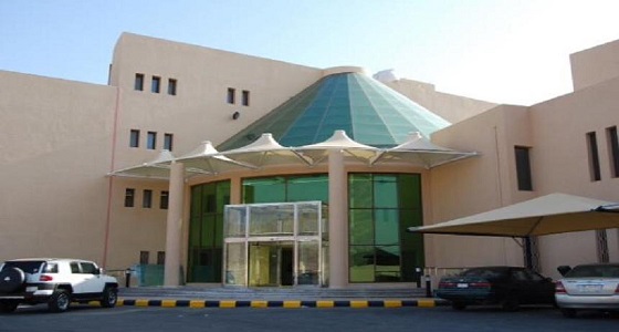 تعليم المخواه يبدأ صرف شيكات للطلاب والطالبات المستفيدين