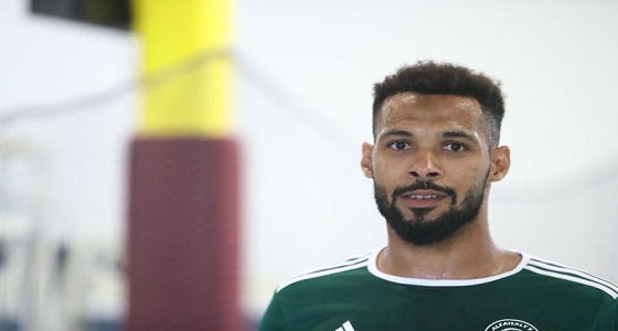 ملائكة وكعبي يغادران معسكر الفيصلي للانضمام للمنتخب