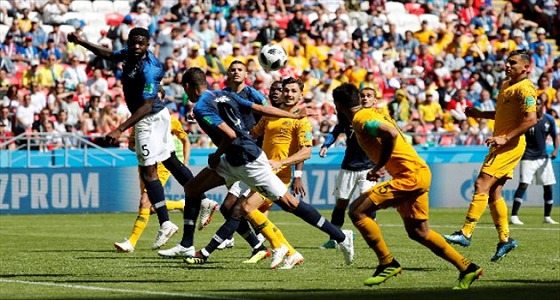 يوفنتوس يخطف مدافع برشلونة عقب إصابة قائده