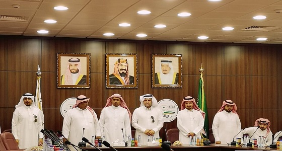 بلدية رجال ألمع تقيم حفل معايدة لمنسوبيها