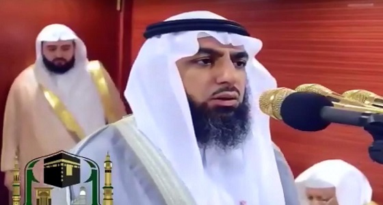 بالفيديو.. علي ملا يشارك مؤذني المسجد الحرام أثناء أدائهم التكبيرات