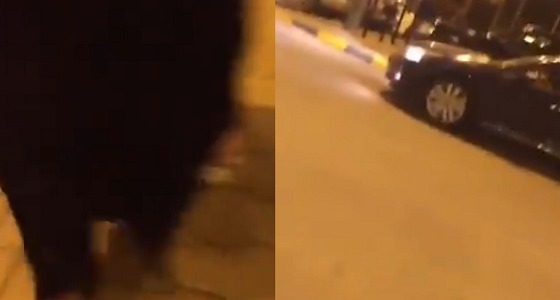 بالفيديو.. قائد مركبة يضايق بعض الفتيات في بريدة