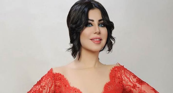 بالفيديو.. حليمة بولند تكاد تفقد الوعي بعد محاصرة معجبيها لها