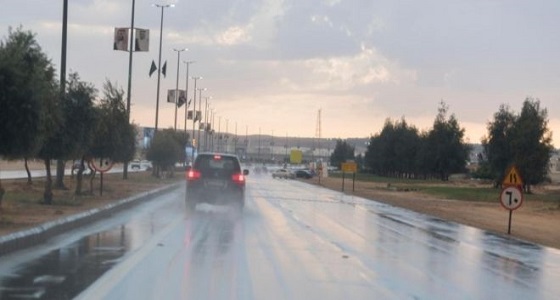 الأمطار تُغلق الطرق في ميسان