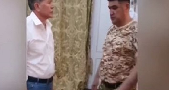 بالفيديو.. رئيس قرجيزستان السابق يسلم نفسه للمحاكمة