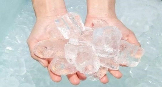 خمس فوائد لمكعبات الثلج في مجال التجميل