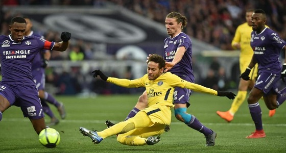 نيمار يضاعف مشاكل باريس جيرمان بإصراره على الرحيل