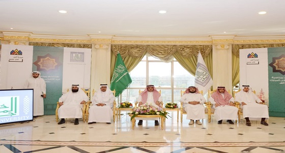 شهد حفل المعايدة.. مدير جامعة الملك خالد يهنئ القيادة بنجاح موسم الحج