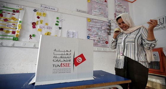 بعد إقبال ضعيف.. إغلاق مراكز الاقتراع في انتخابات الرئاسة التونسية
