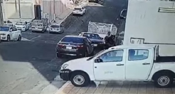 بالفيديو.. كاميرات المراقبة تفضح لصوص منازل بمكة