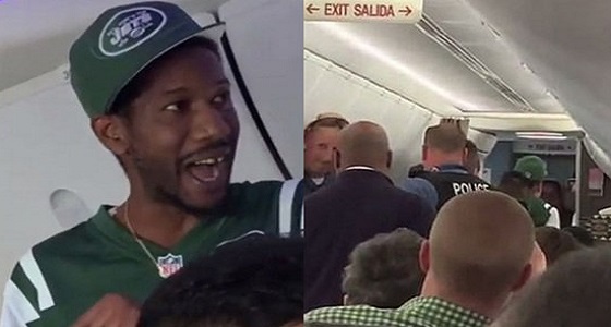 بسبب الحمام.. مسافر يهدد بإيذاء طاقم طائرة