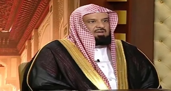 بالفيديو..السند يوضح هل قول الرجل لزوجته أنتِ لستِ على ذمتي يعتبر طلاق أم لا