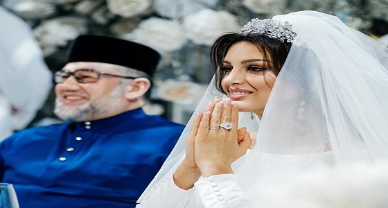 ملكة جمال موسكو تكشف أسرار جديدة عن حياة ملك ماليزيا السابق