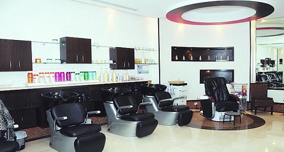 « عدم استخدام الشبه » .. إجراءات يجب مراعاتها في محلات الحلاقة