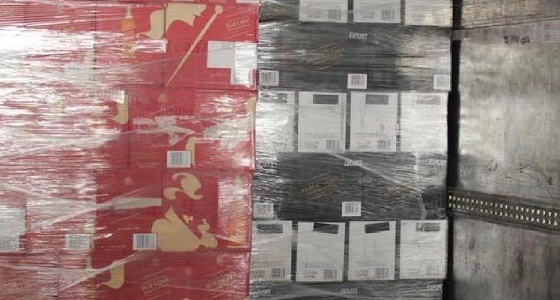 إحباط تهريب 26 ألف زجاجة خمر و11.4 سيجارة من منفذ البطحاء