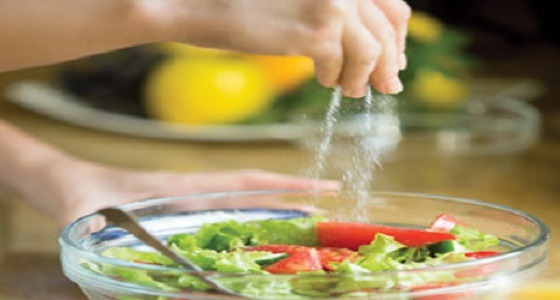 4 طرق للتخلص من أضرار الملح دون التأثير على مذاق الطعام