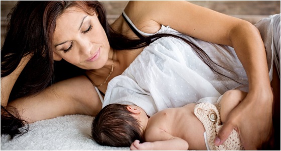 احذري.. وضعية خطأ أثناء إرضاع طفلك تٌسبب الوفاة