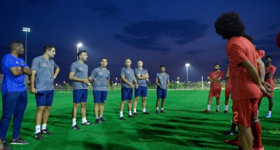 مدرب الوحدة في مأزق.. هل ستتم إقالته؟