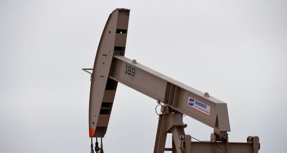 النفط ينخفض وسط جولة جديدة من الرسوم في الحرب التجارية بين أمريكا والصين